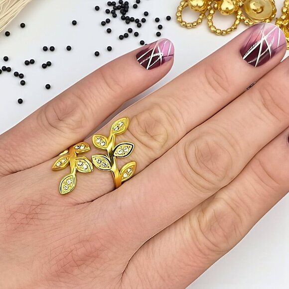 ποΈ Elegant 18K Gold Plated Adjustable Leaves πΏLeaf Ring Sparkling Zirconia β¨ - Picture 13 of 13